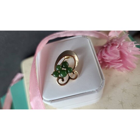 Vintage Green Glass and Gold Tone Metal Brooch - Picture 7 of 10